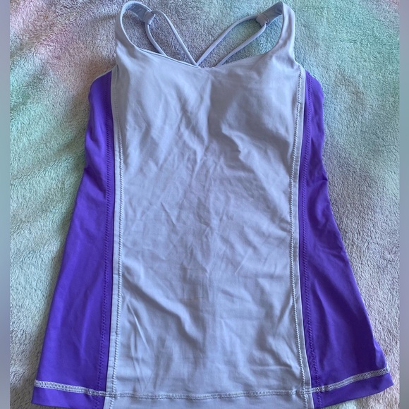 💜LULULEMON💜 Tank top in size 6. Like new condition. - Picture 1 of 14